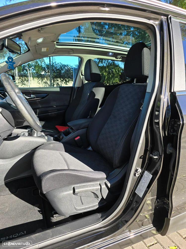 Nissan Qashqai 1.5 dCi N-Connecta 18 - 9
