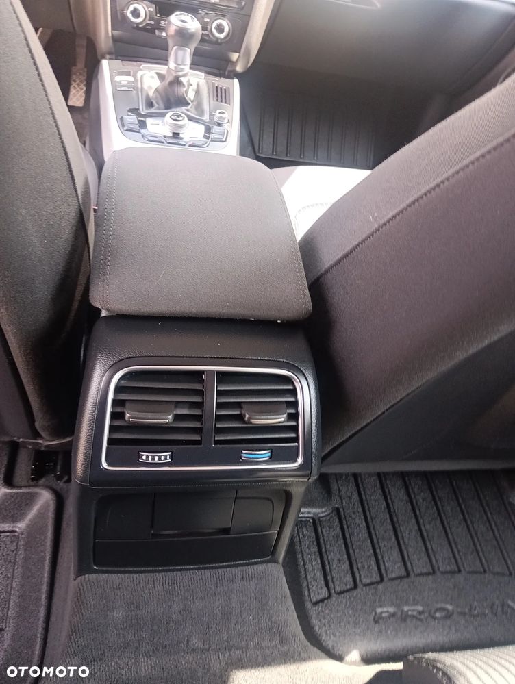 Audi A4 Avant 2.0 TDI quattro - 25