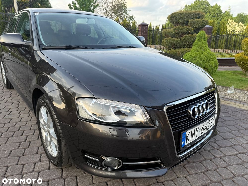 Audi A3 Sportback 1.6 Ambiente - 4