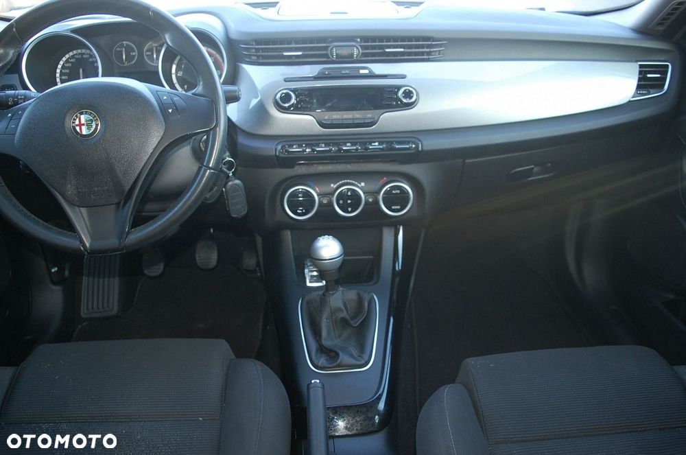 Alfa Romeo Giulietta - 6