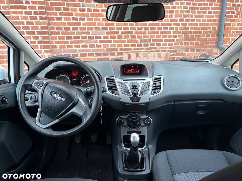 Ford Fiesta 1.25 Trend Edition - 9