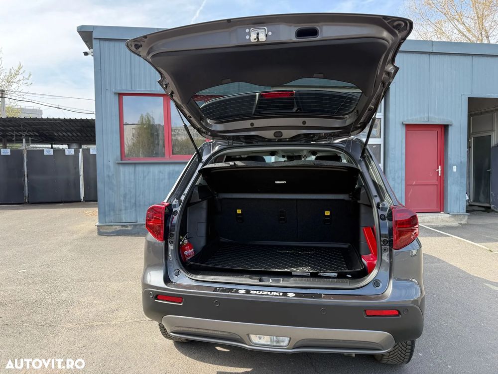 Suzuki Vitara 1.4 Boosterjet 6MT AllGrip MHEV Luxus - 7