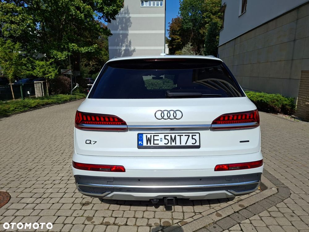Audi Q7 - 11
