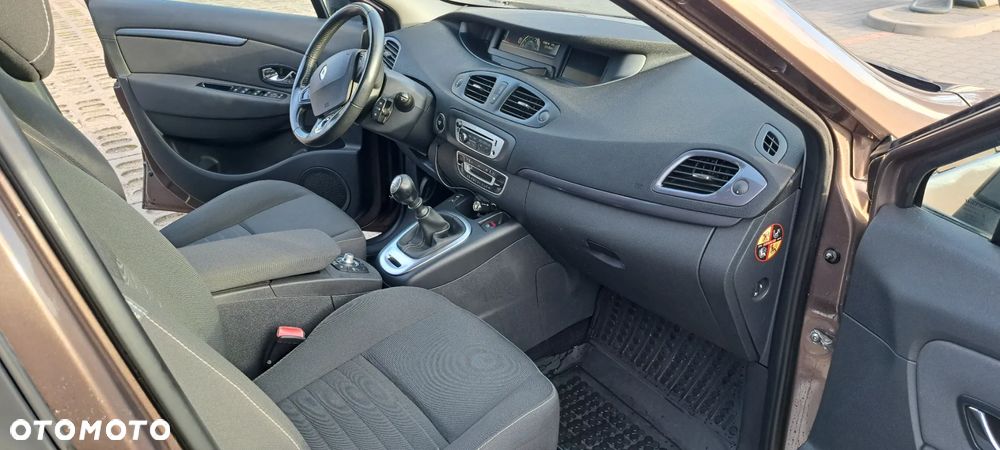 Renault Scenic 1.5 dCi Limited - 7