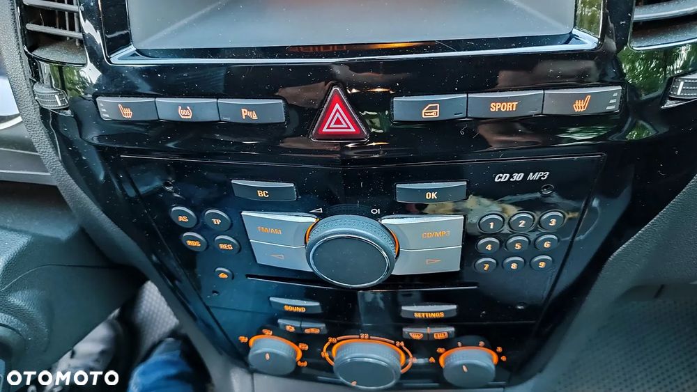 Opel Zafira 1.8 Cosmo - 17