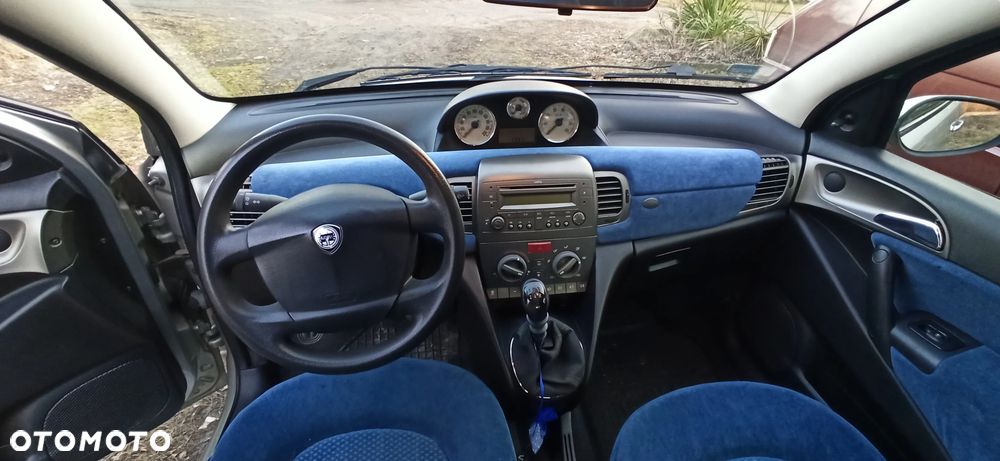 Lancia Ypsilon 1.2 8v - 7