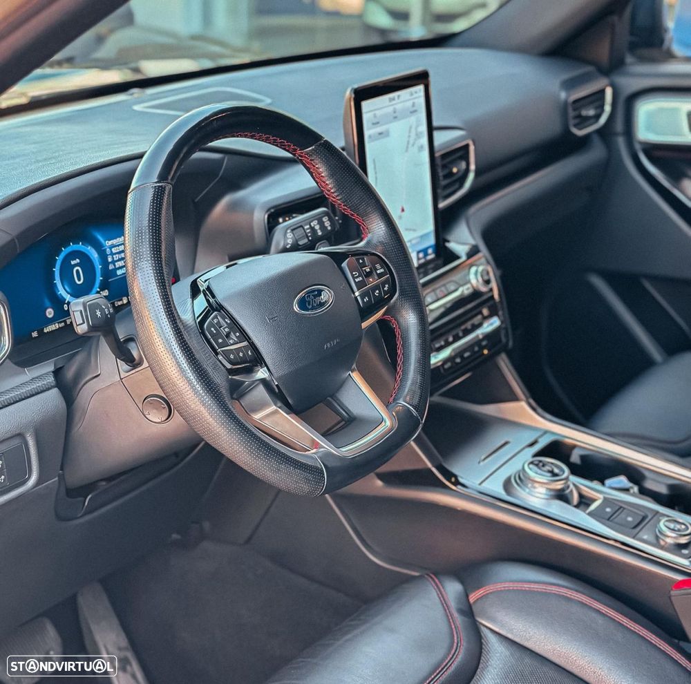 Ford Explorer 3.0 EcoBoost PHEV ST-Line - 9