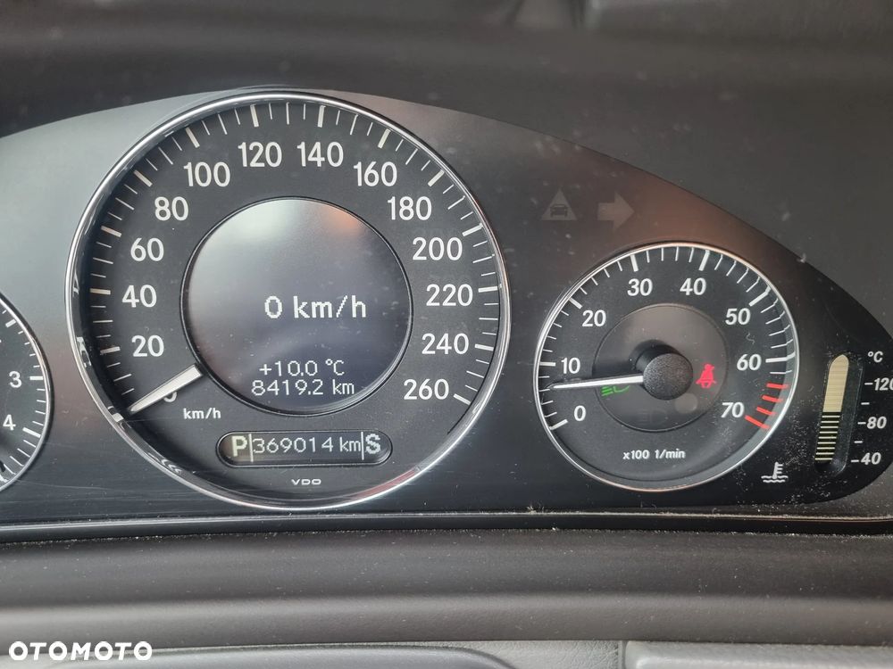 Mercedes-Benz CLK 350 7G-TRONIC Elegance - 11