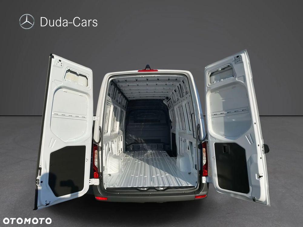 Mercedes-Benz Sprinter - 5