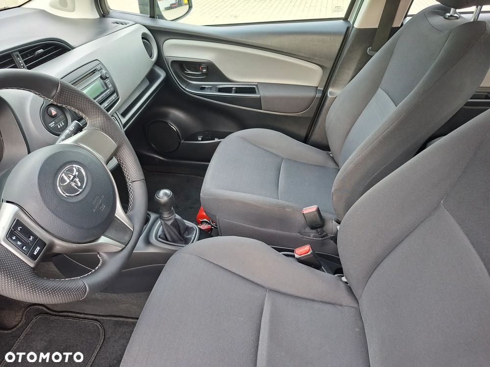 Toyota Yaris - 13
