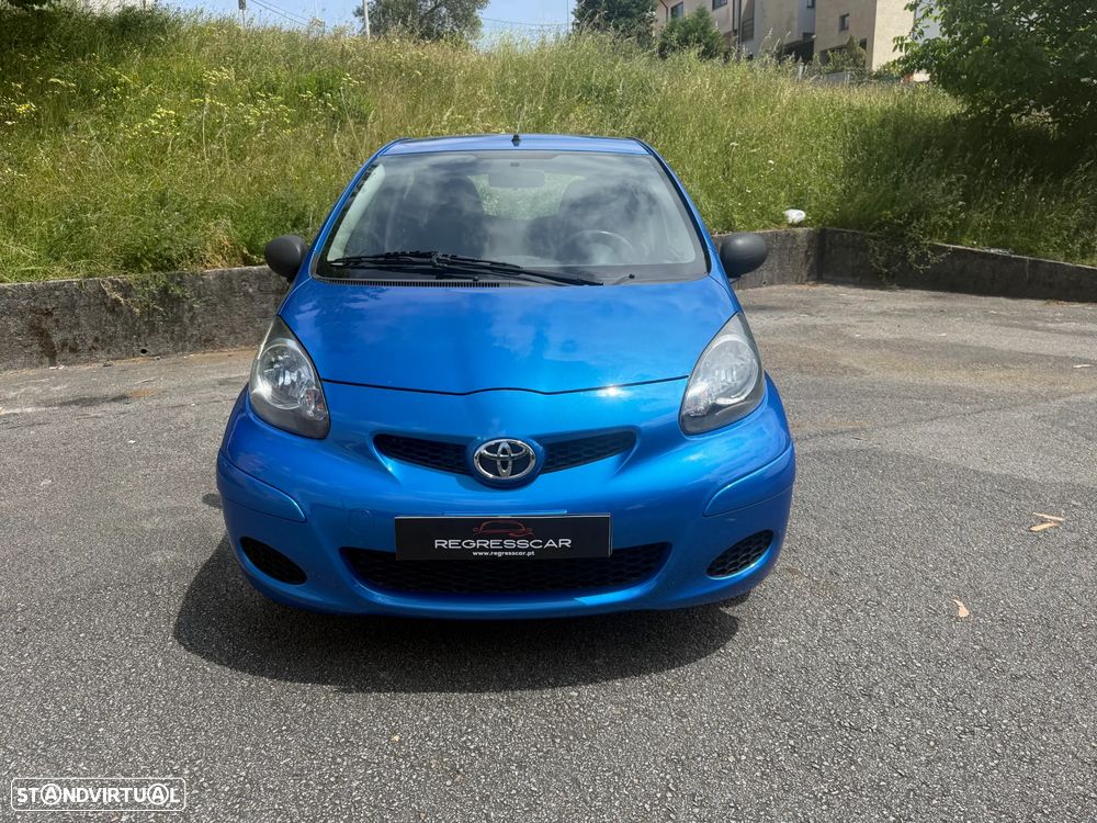 Toyota Aygo 1.0 Plus - 2