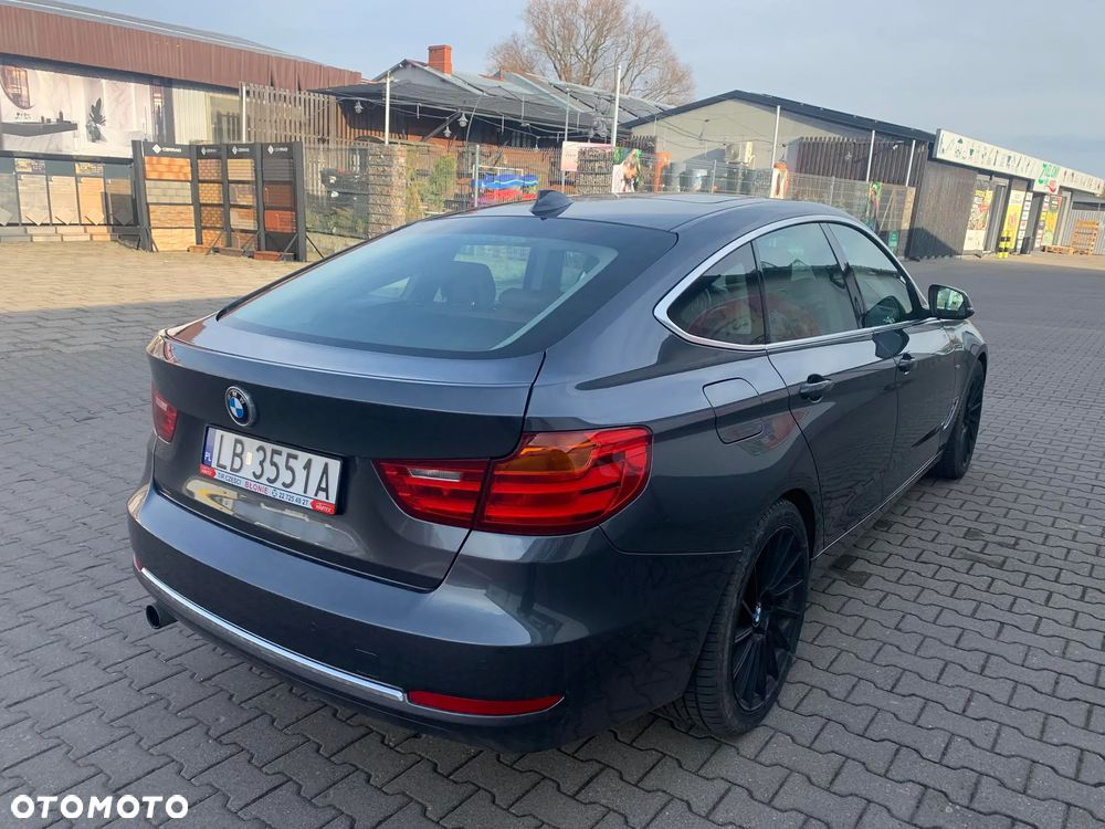 BMW Seria 3 320i Touring Luxury Line - 3