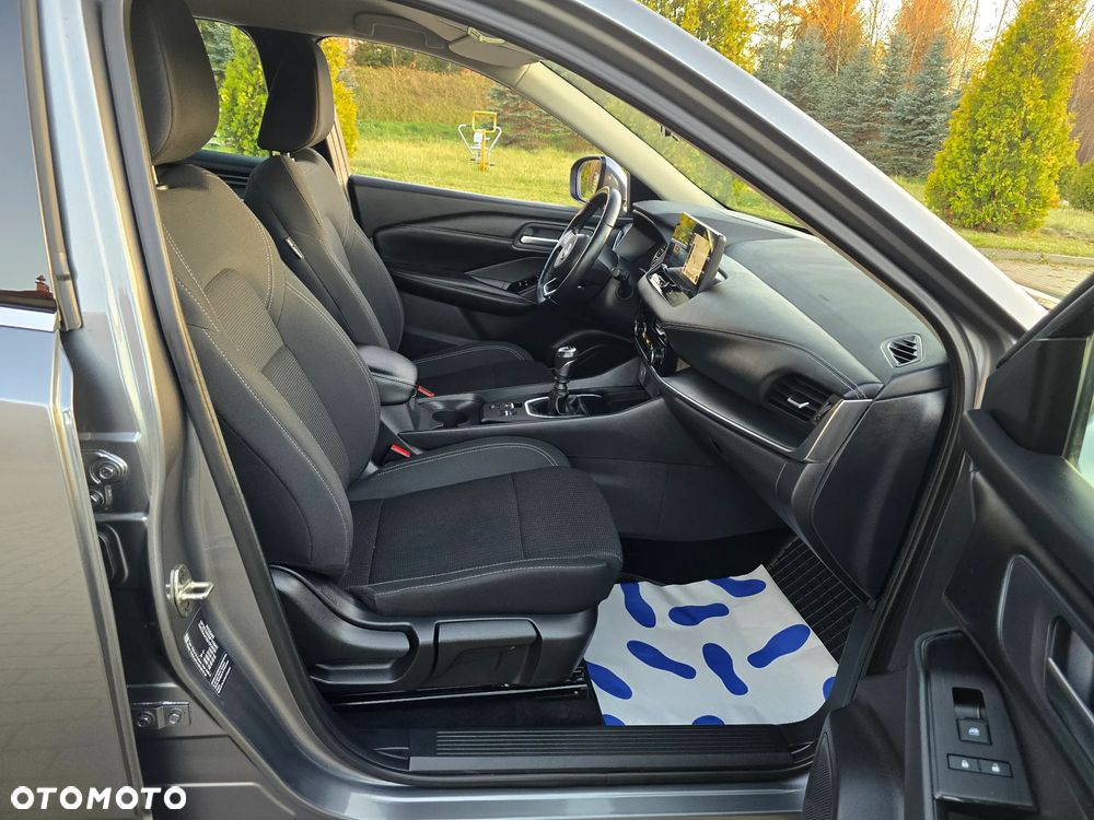 Nissan Qashqai 1.3 DIG-T MHEV N-Connecta - 28