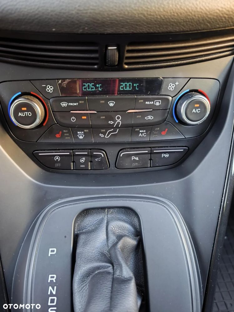 Ford Kuga - 6