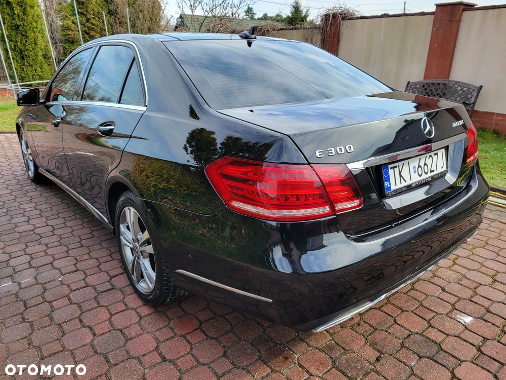 Mercedes-Benz Klasa E 250 BlueTEC 4Matic 7G-TRONIC Avantgarde - 4