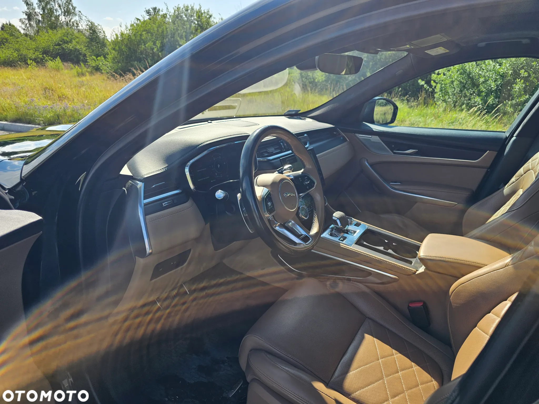 Jaguar F-Pace - 10