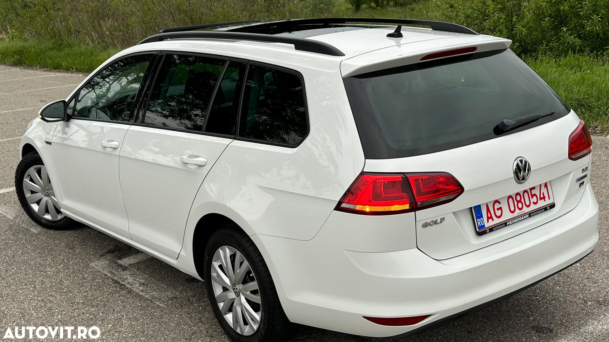 Volkswagen Golf 1.4 TSI BlueMotion Technology DSG Highline - 13