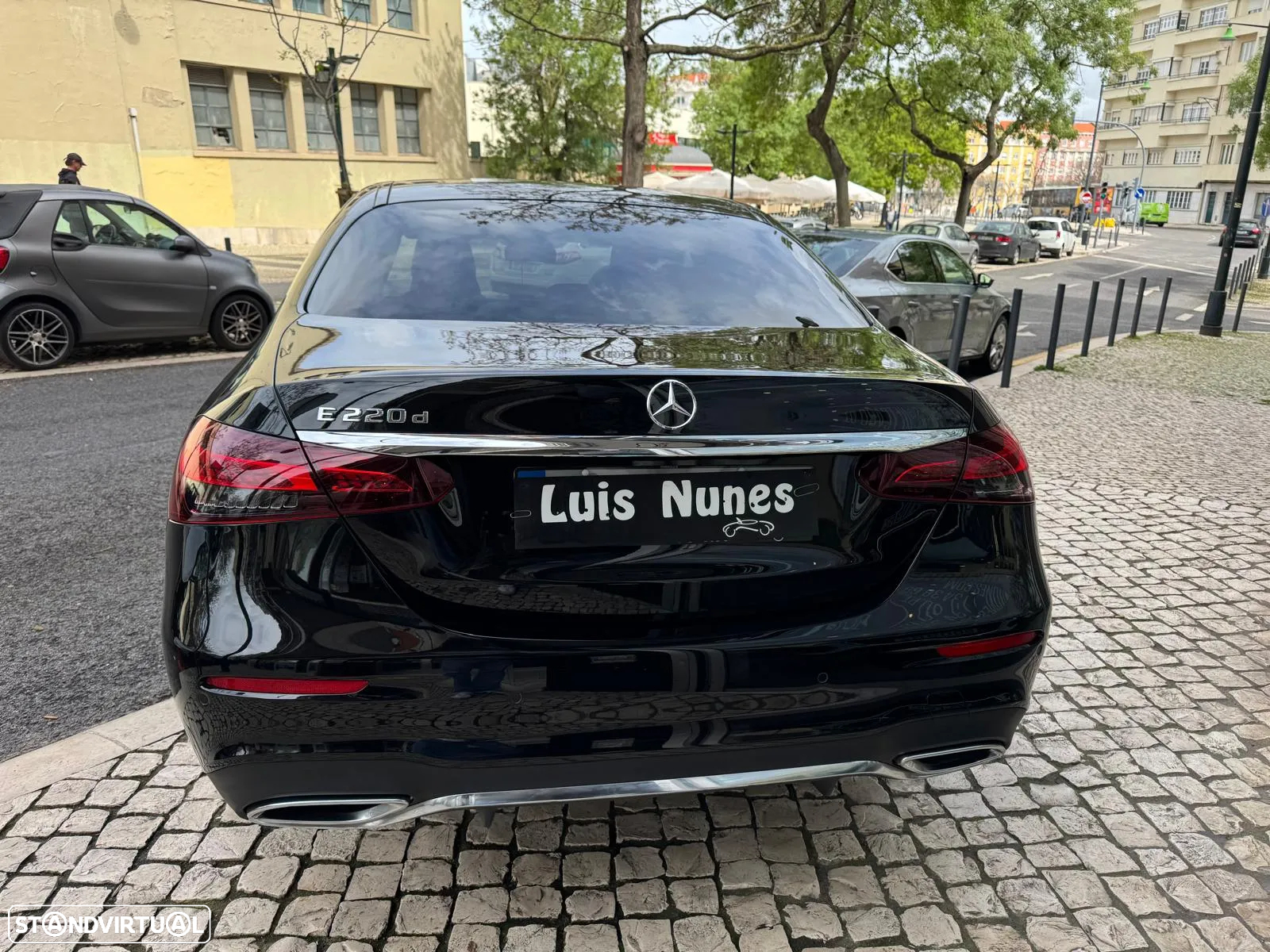 Mercedes-Benz E 220 d AMG Line - 12