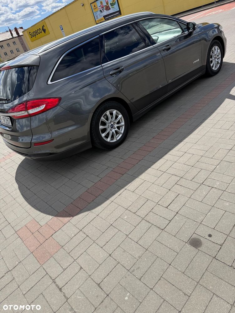 Ford Mondeo 2.0 Hybrid Titanium - 16