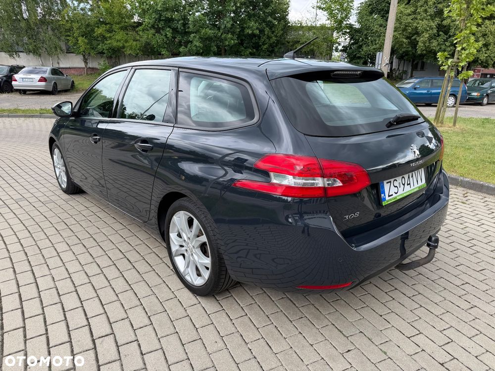 Peugeot 308 1.5 BlueHDi Allure S&S EAT6 - 29
