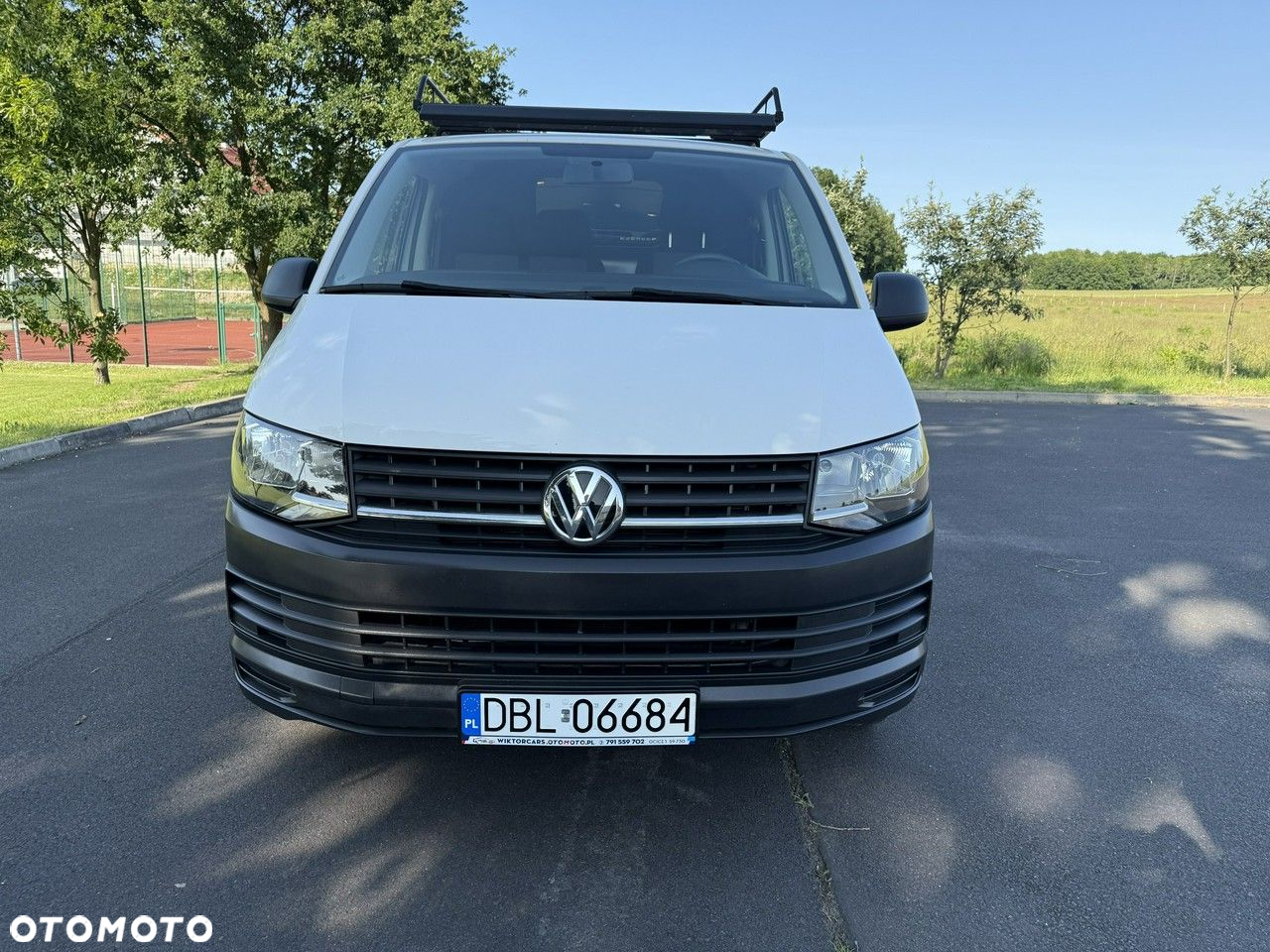 Volkswagen Transporter - 12