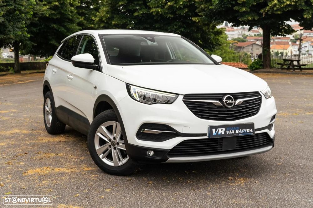 Opel Grandland X 1.2 T Business Edition - 4
