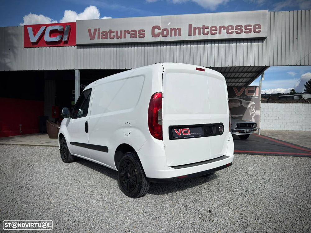 Fiat Doblo 3 lugares iva Dedútivel - 8