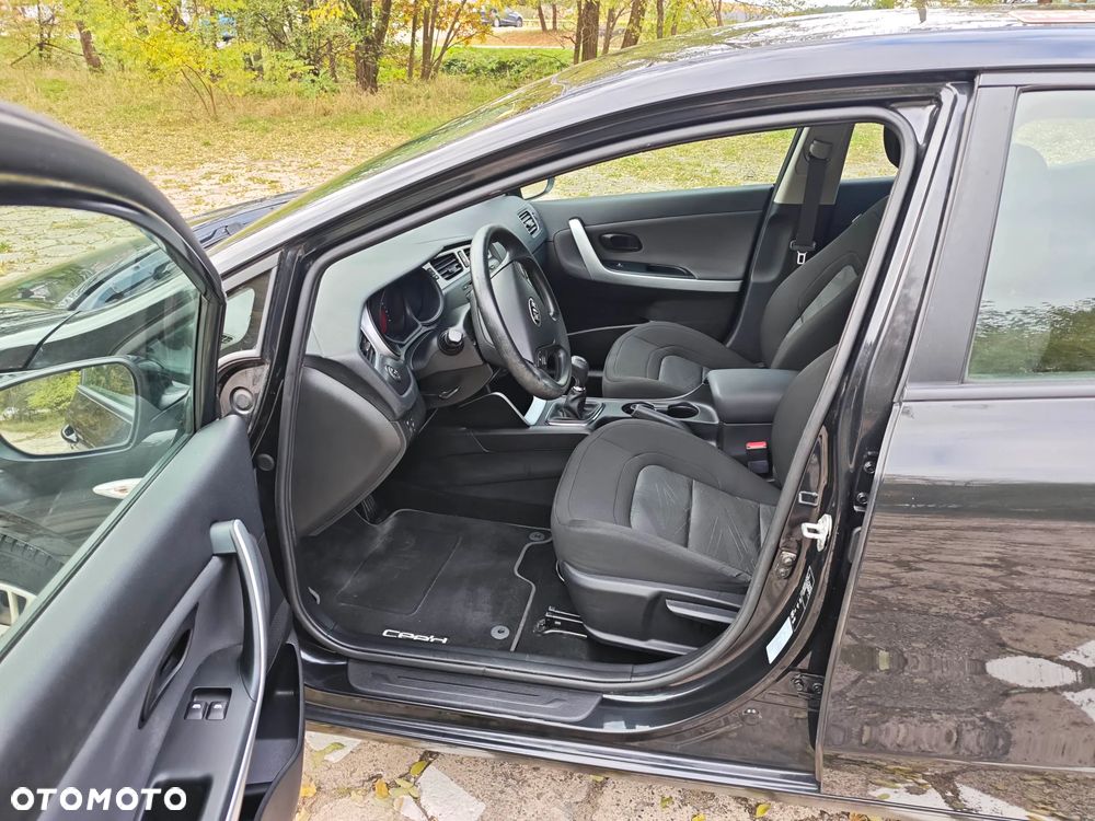 Kia Ceed 1.4 CVVT Attract plus - 19