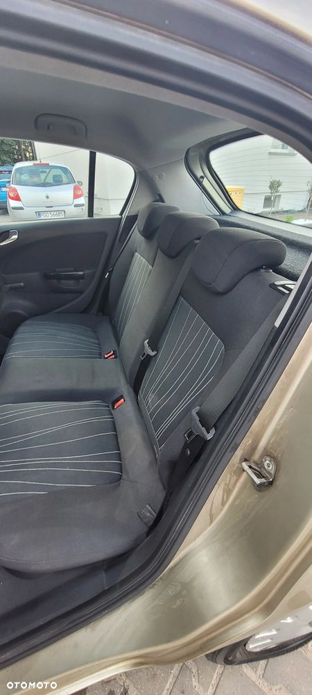 Opel Corsa - 24