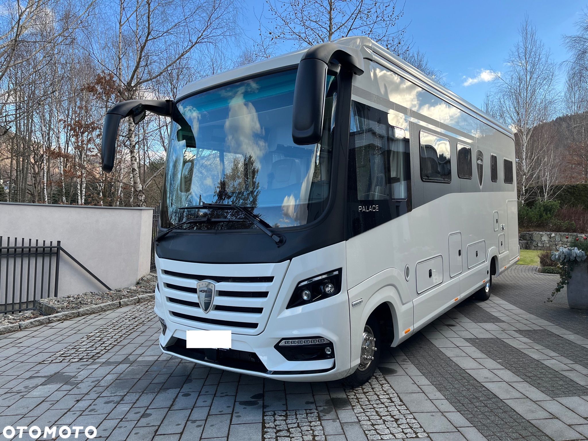 Iveco Morelo Palace 88LB - 1