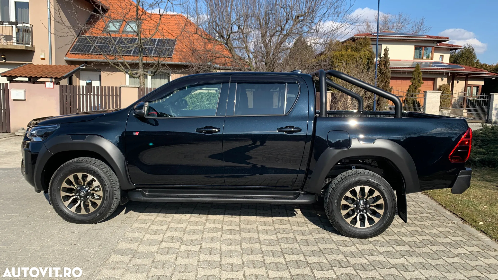 Toyota Hilux 2.8D 204CP 4x4 Double Cab AT GR Sport II - 5
