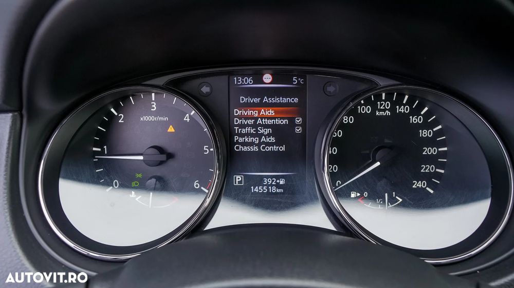 Nissan X-Trail 1.6 dCi Xtronic Tekna - 23