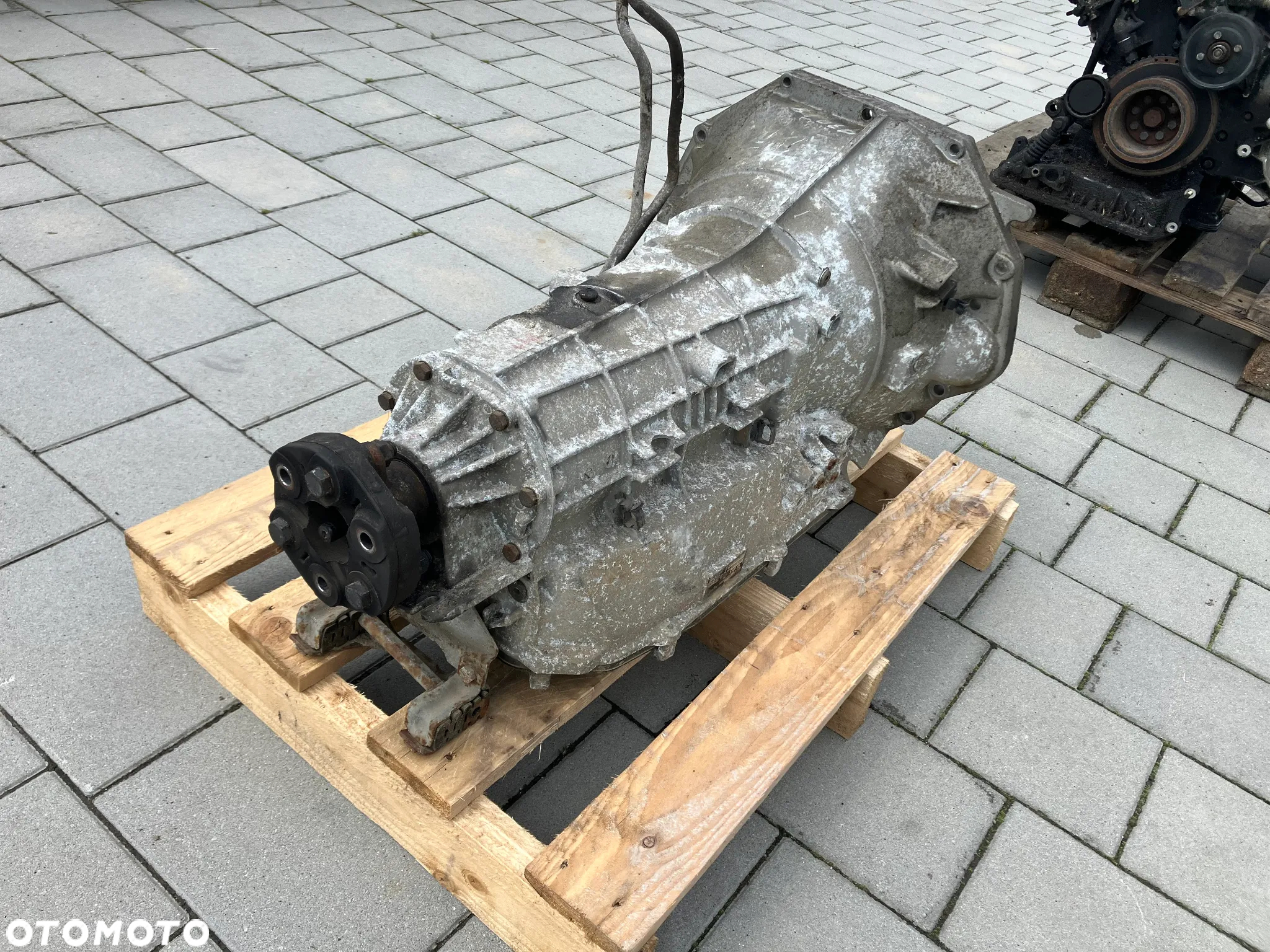 SKRZYNIA BIEGÓW AUTOMAT BMW E32 M60B30 3.0 V8 5HP18 KONWENTER SPRZĘGŁO 1421411 1056401082 BMW E34 530i 730i - 5