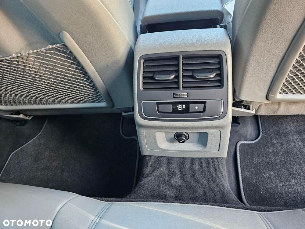 Audi A4 Allroad - 25
