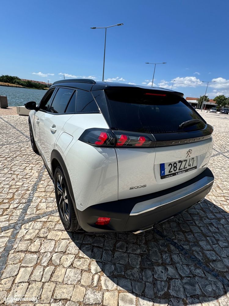 Peugeot 2008 1.2 PureTech GT Line EAT6 - 8