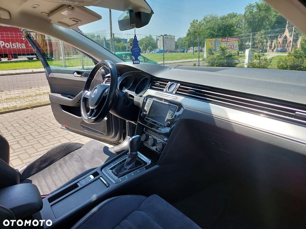 Volkswagen Passat 2.0 TDI BMT Highline DSG - 13