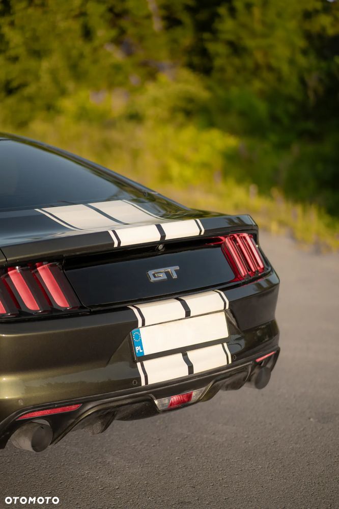 Ford Mustang 5.0 V8 GT - 7