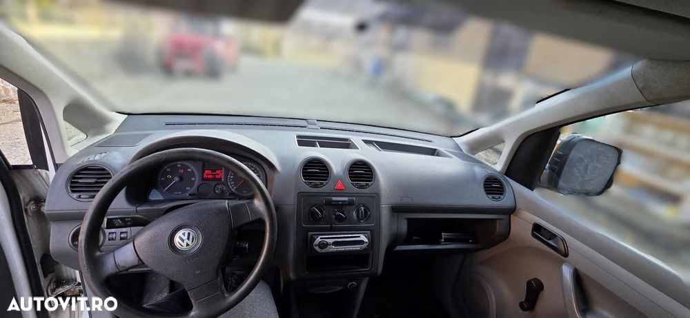 Volkswagen Caddy Maxy - 13