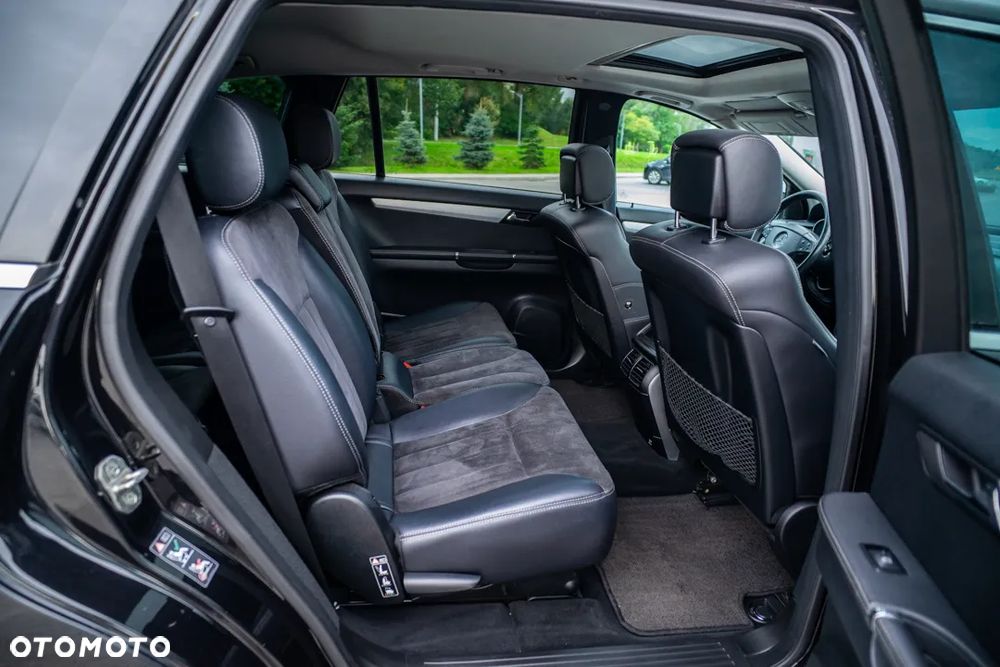 Mercedes-Benz Klasa R 320 CDI L 4-Matic - 33