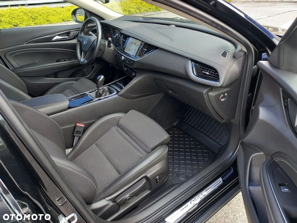 Opel Insignia 2.0 CDTI Cosmo S&S - 18
