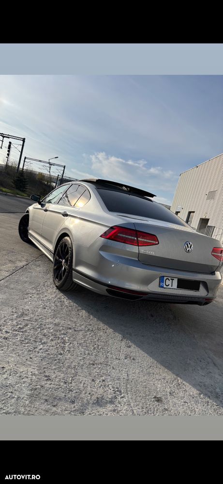 Volkswagen Passat - 1