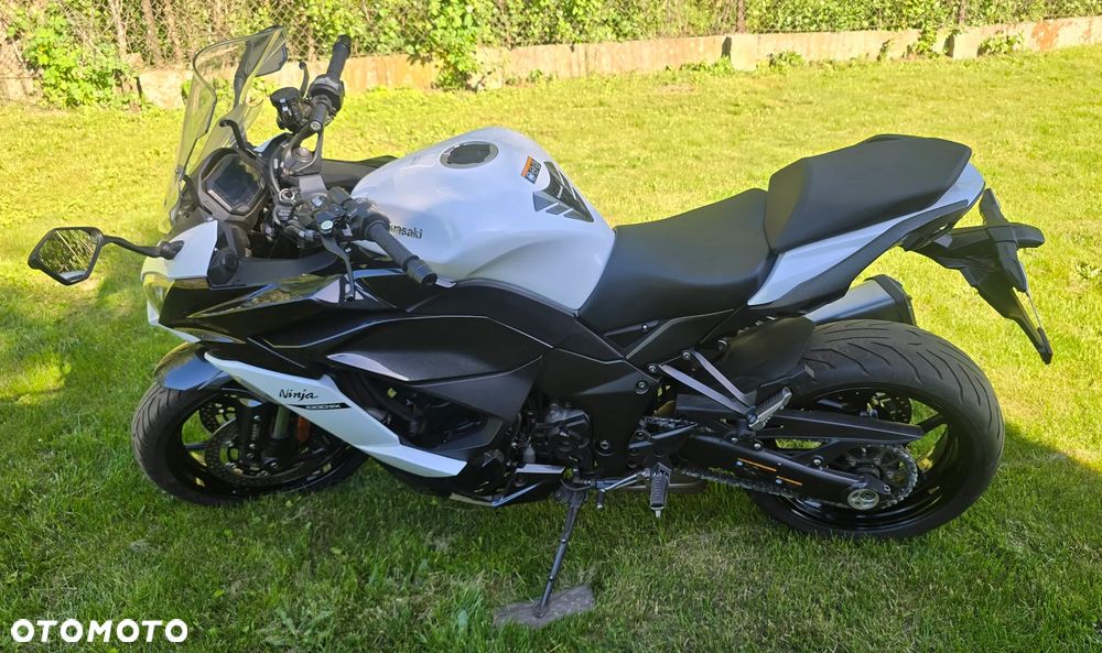 Kawasaki Ninja 1000 SX - 4