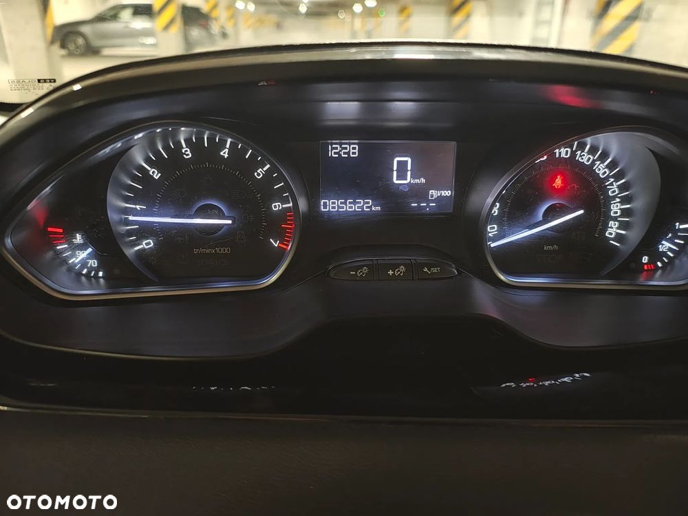 Peugeot 208 PureTech 68 Like - 10