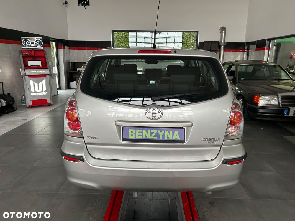 Toyota Corolla 1.8 LE - 6