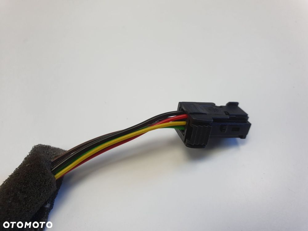 PRAWE LUSTERKO Citroen C4 Picasso 06-13r _ PASAŻERA 3 pin - 6