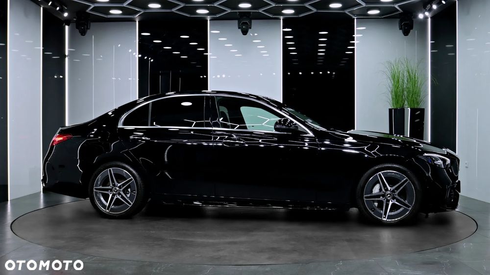 Mercedes-Benz Klasa C 200 mHEV AMG - 11