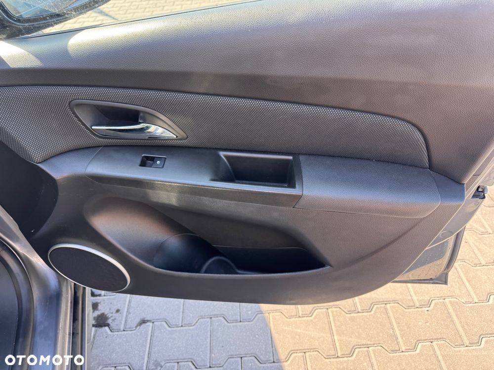 Chevrolet Cruze 2.0 D LTZ - 20