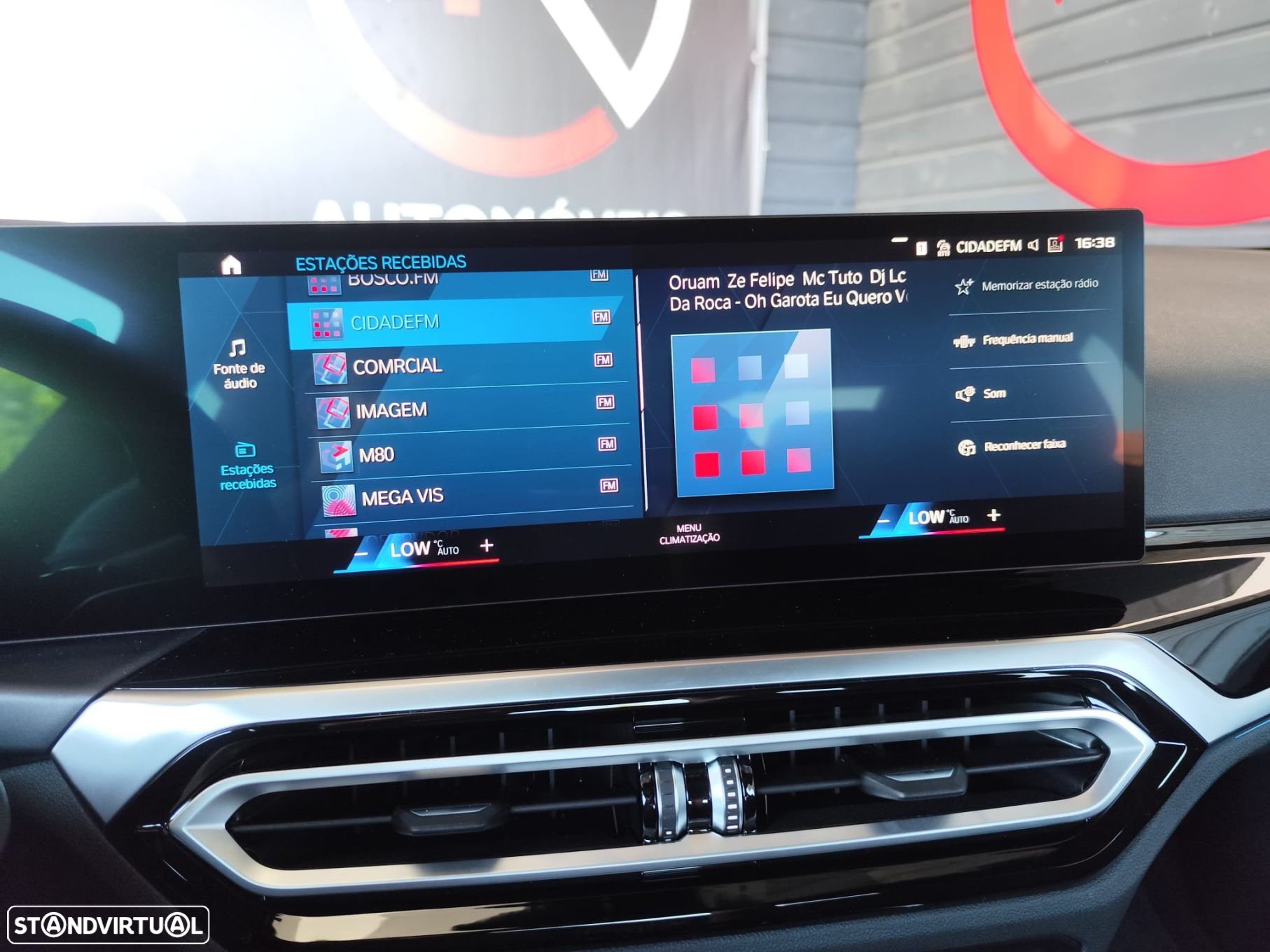 BMW M2 Auto - 28