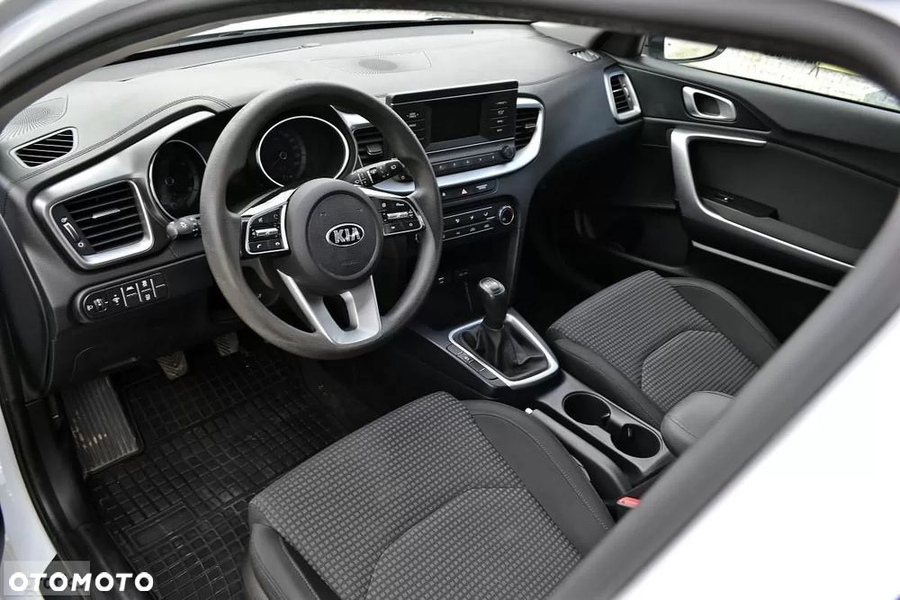 Kia Ceed 1.0 T-GDI M - 17