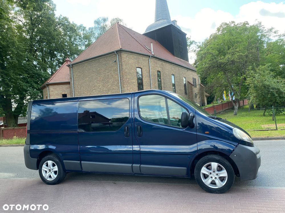 Opel Vivaro - 8